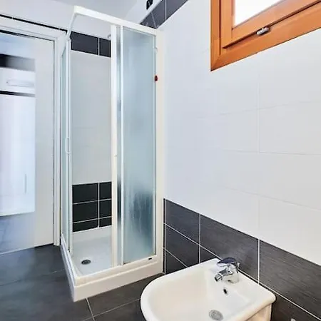 Apartment Airport 8 Minloft-free Parking