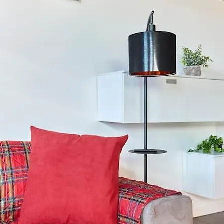 Apartment Airport 8 Minloft-free Parking *